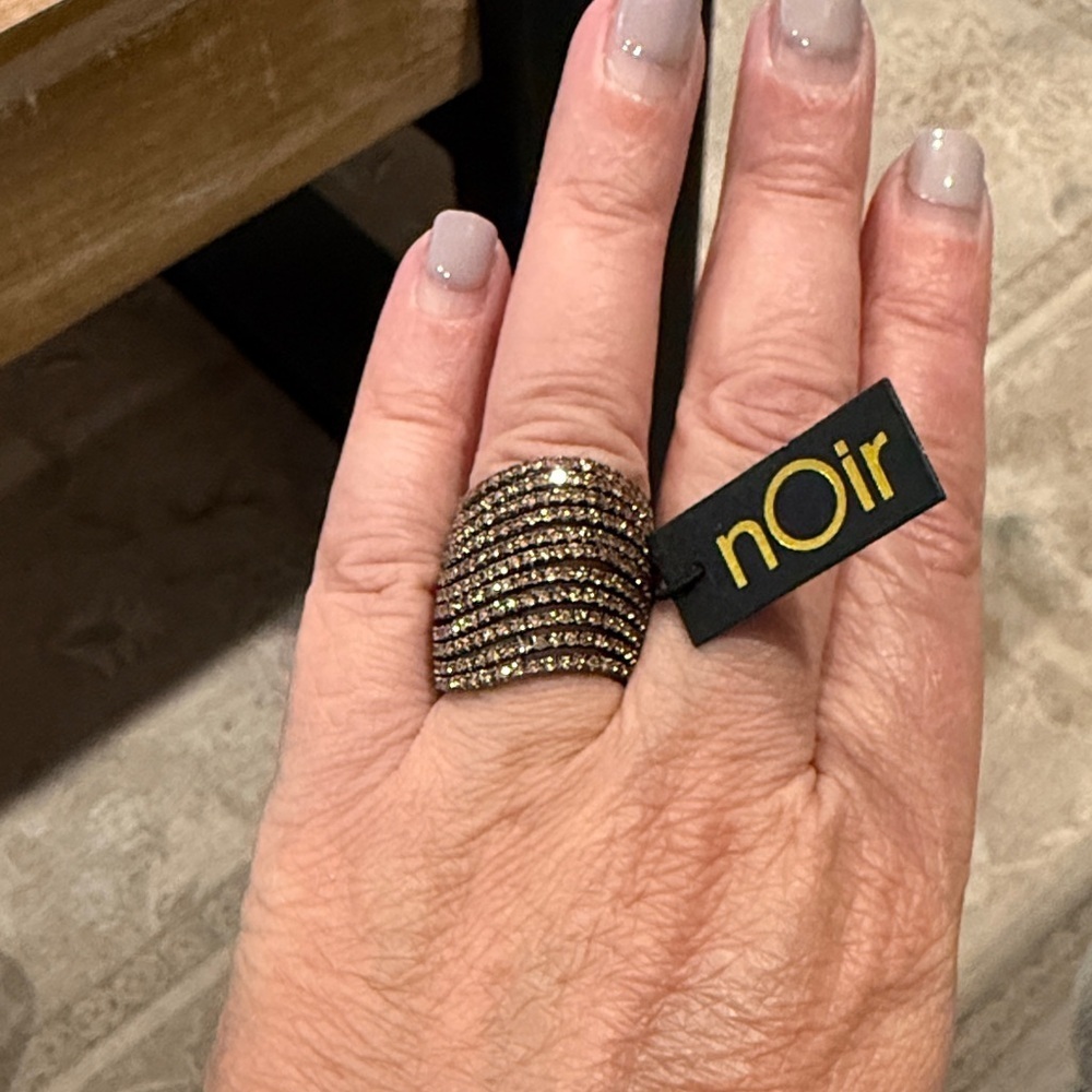 NWT nOir Jewelry Gold and Black Striped Ring sz 6/7